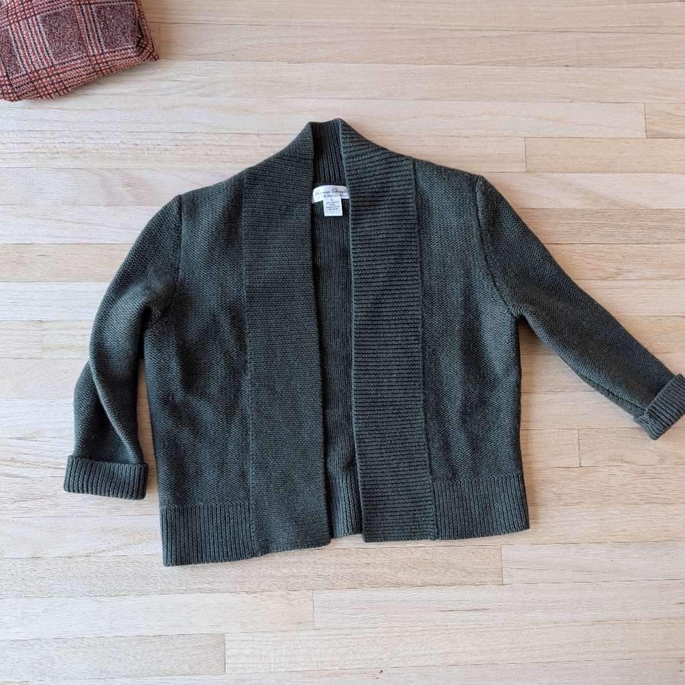 Vintage Women's 100% Merino Wool Olive Green Open Cardigan (Small)
